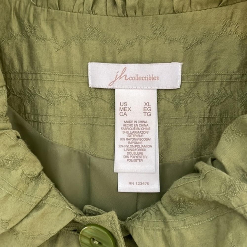 Lightweight Cropped Green Jacket - image 6
